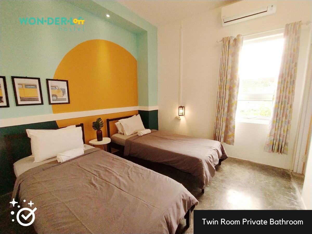 Wonderloft Hostel Kota Tua Джакарта Екстер'єр фото