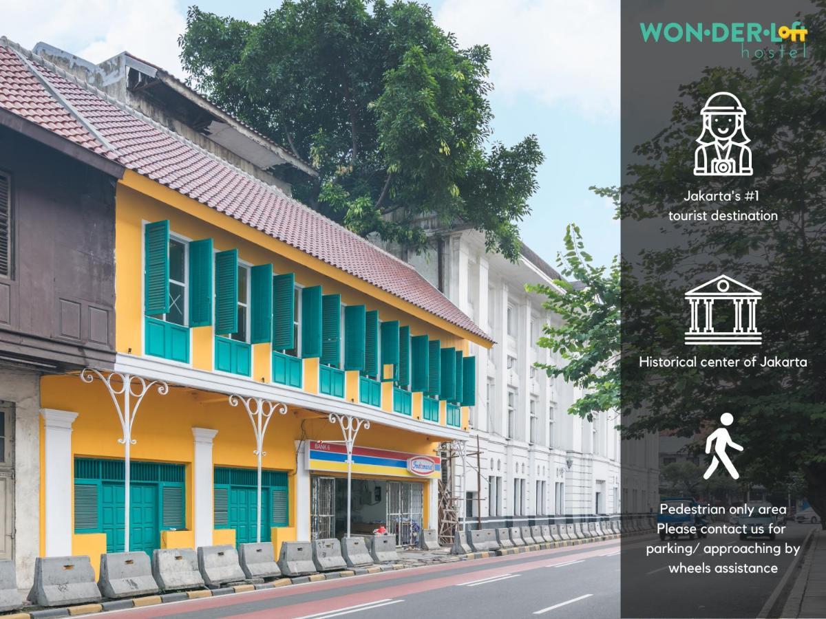 Wonderloft Hostel Kota Tua Джакарта Екстер'єр фото